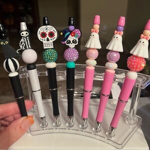 Cute Halloween hand beaded pens. Each sold separately